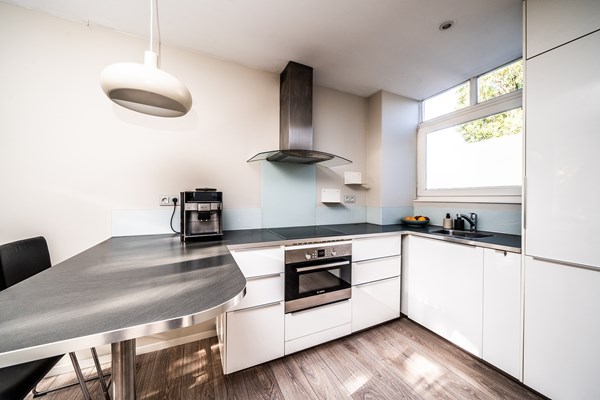 Medium property photo - Mathenesserweg 171E, 3027 HR Rotterdam