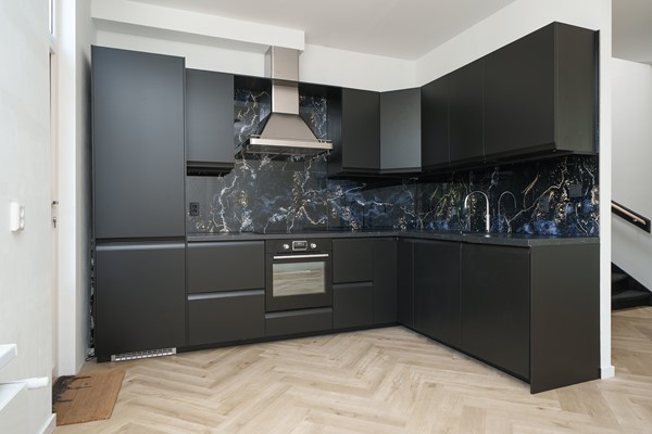 Medium property photo - Jan Kruijffstraat 37A, 3026 VN Rotterdam