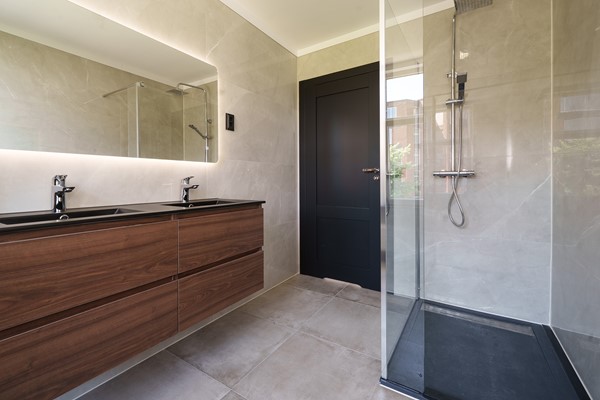 Medium property photo - Jan Kruijffstraat 37A, 3026 VN Rotterdam