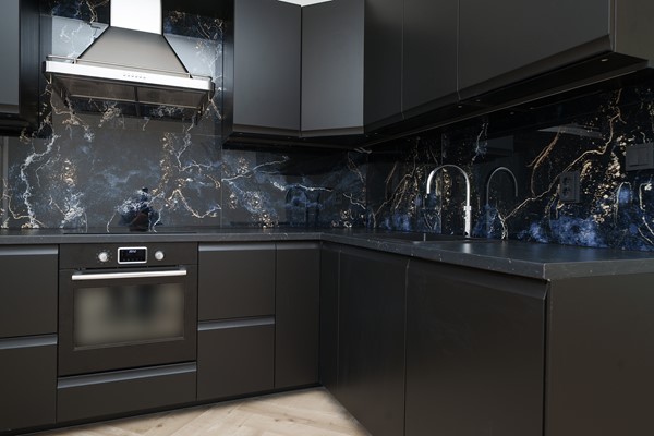 Medium property photo - Jan Kruijffstraat 37A, 3026 VN Rotterdam