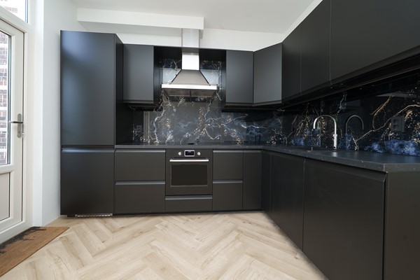 Medium property photo - Jan Kruijffstraat 37A, 3026 VN Rotterdam