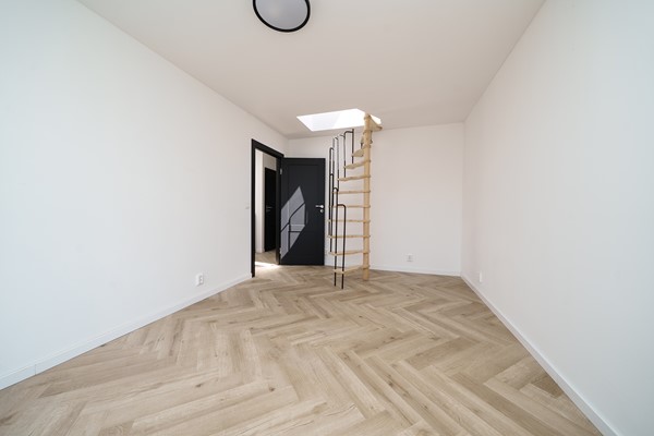 Medium property photo - Jan Kruijffstraat 37A, 3026 VN Rotterdam