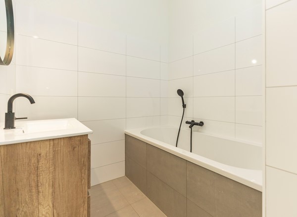 Medium property photo - Schoonderloostraat 191, 3024 TT Rotterdam