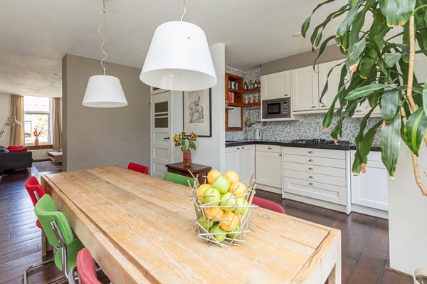 Medium property photo - Volmarijnstraat 154A, 3021 XZ Rotterdam