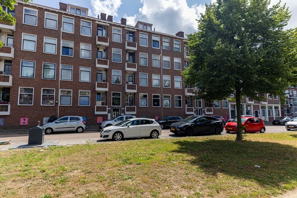 Medium property photo - Hogenbanweg 116A, 3028 GV Rotterdam