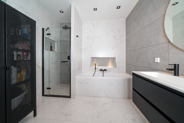 Medium property photo - Essenburgsingel 94B, 3022 EG Rotterdam