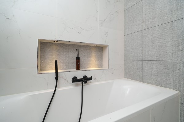 Medium property photo - Essenburgsingel 94B, 3022 EG Rotterdam