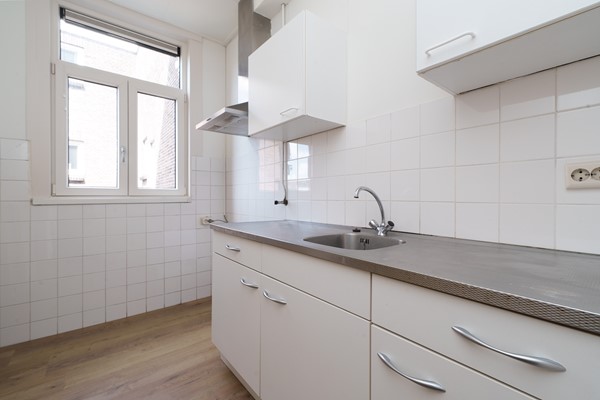 Medium property photo - Mathenesserweg 79A02, 3027 HJ Rotterdam