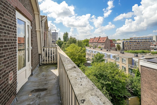 Medium property photo - Mathenesserweg 79A02, 3027 HJ Rotterdam