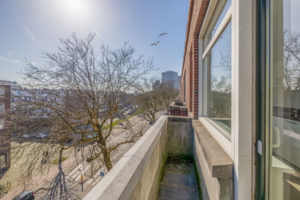 Medium property photo - Mathenesserweg 129C04, 3027 HM Rotterdam