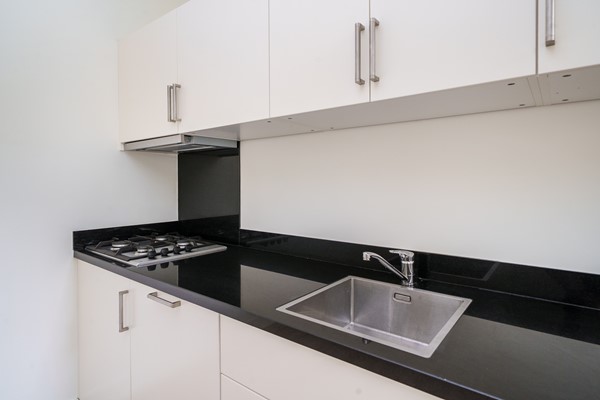 Medium property photo - Schoonderloostraat 155E, 3024 TT Rotterdam