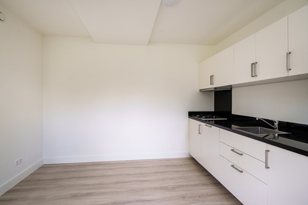 Medium property photo - Schoonderloostraat 155E, 3024 TT Rotterdam