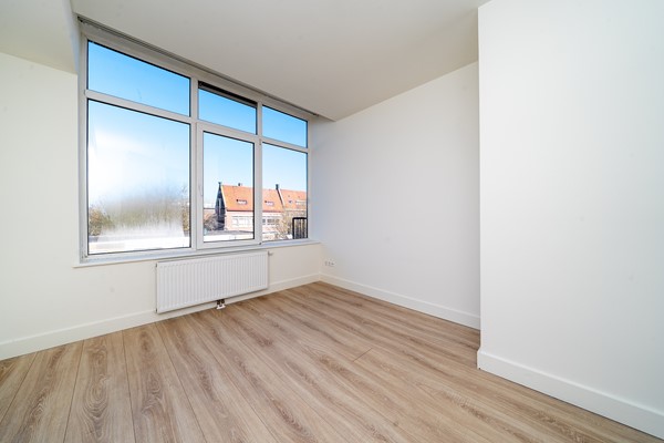 Medium property photo - Mathenesserweg 127A03, 3027 HM Rotterdam