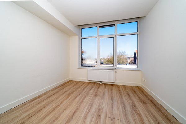 Medium property photo - Mathenesserweg 127A03, 3027 HM Rotterdam