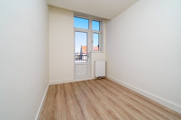 Medium property photo - Mathenesserweg 127A03, 3027 HM Rotterdam