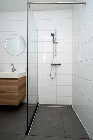 Medium property photo - Mathenesserweg 127A03, 3027 HM Rotterdam