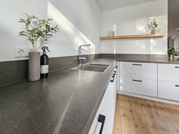 Medium property photo - 2e Schansstraat 66B, 3025 XR Rotterdam