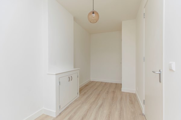 Medium property photo - Mathenesserweg 129C03, 3027 HM Rotterdam