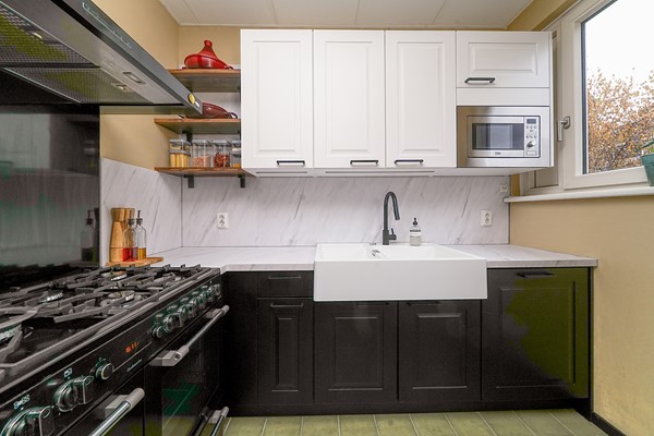 Medium property photo - Letlandsestraat 6A, 3028 ED Rotterdam