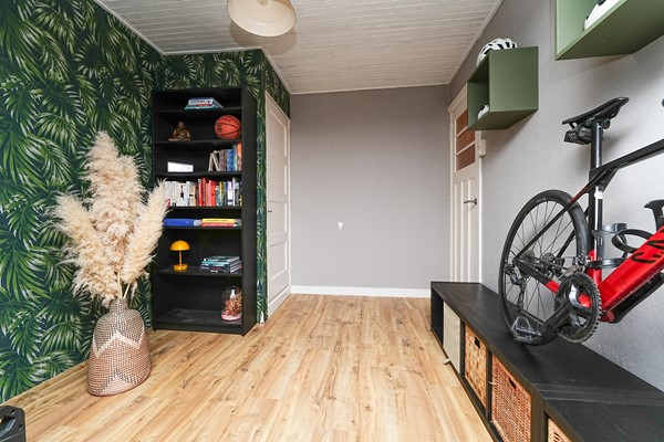 Medium property photo - Letlandsestraat 6A, 3028 ED Rotterdam