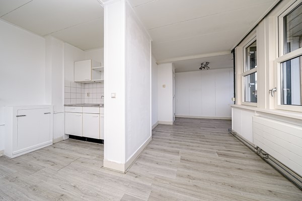 Medium property photo - Mathenesserweg 33E, 3027 HE Rotterdam
