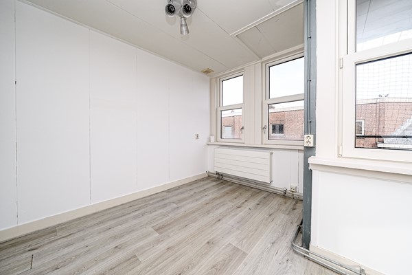 Medium property photo - Mathenesserweg 33E, 3027 HE Rotterdam