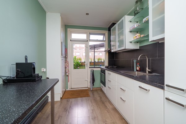 Medium property photo - Mathenesserweg 179B, 3027 HS Rotterdam