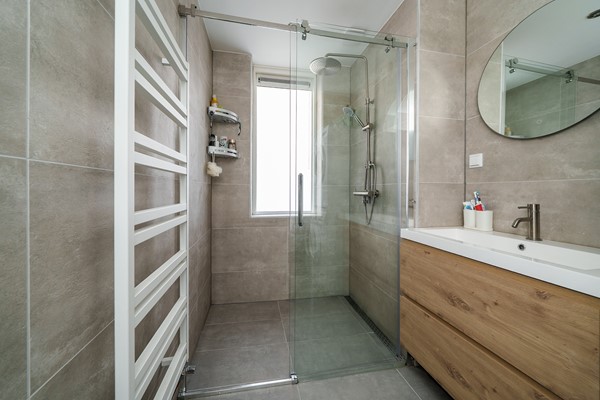 Medium property photo - Mathenesserweg 179B, 3027 HS Rotterdam