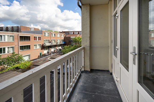 Medium property photo - Mathenesserweg 49B02, 3027 HE Rotterdam