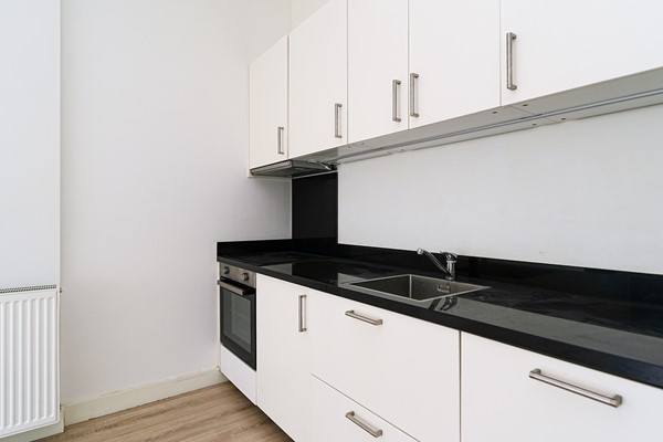 Medium property photo - Mathenesserweg 127C, 3027 HM Rotterdam