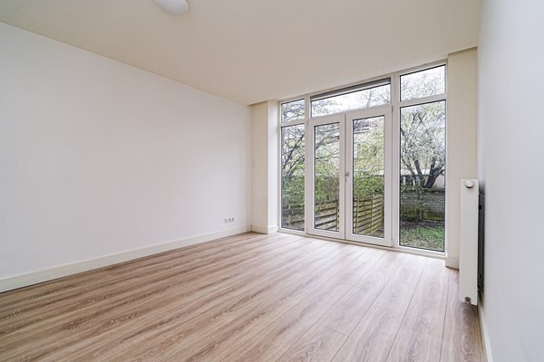 Medium property photo - Mathenesserweg 127C, 3027 HM Rotterdam