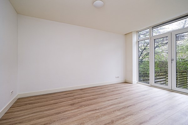 Medium property photo - Mathenesserweg 127C, 3027 HM Rotterdam