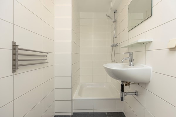 Medium property photo - Volmarijnstraat 108B, 3021 XW Rotterdam