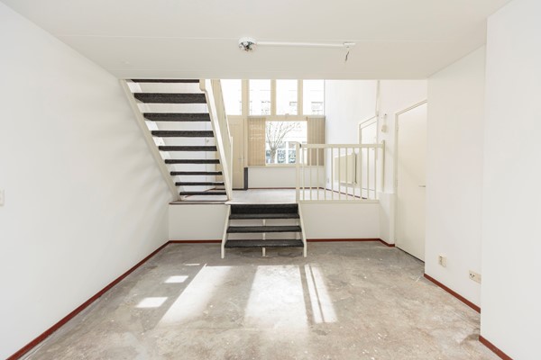 Medium property photo - Volmarijnstraat 108B, 3021 XW Rotterdam