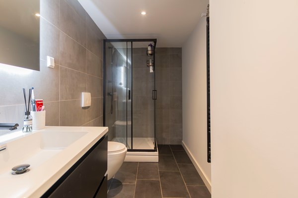 Medium property photo - Van 's-Gravesandestraat 47B, 3112 JL Schiedam