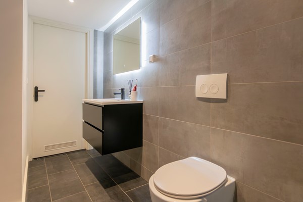 Medium property photo - Van 's-Gravesandestraat 47B, 3112 JL Schiedam