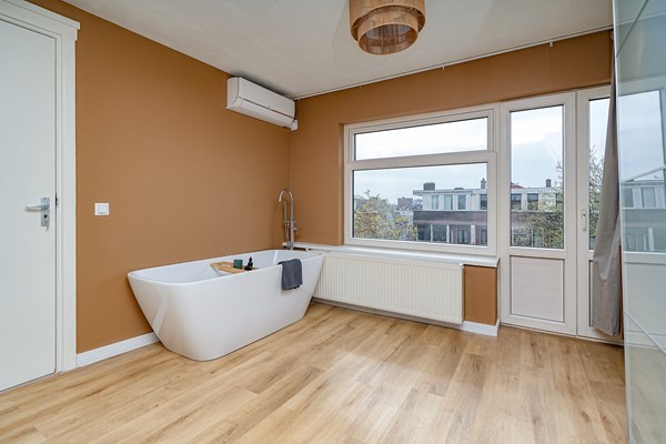 Medium property photo - Mathenesserweg 79A03, 3027 HJ Rotterdam