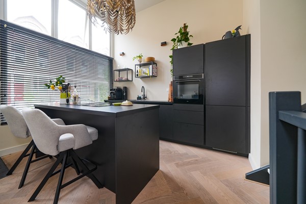 Te koop: Osseweistraat 36B, 3023DD Rotterdam