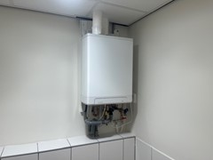 fdad3fee-13c3-4535-834d-c319119e17de.jpg