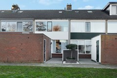 Verkocht: Goed onderhouden met heel zonnige tuin!