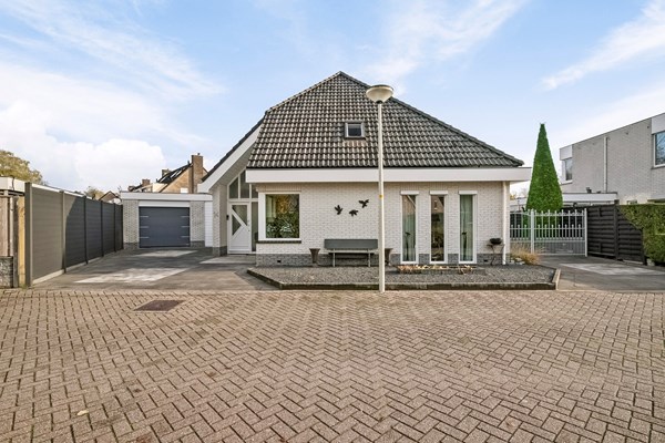 Een woning zoals we die maar weinig in Scherpenzeel kennen. 