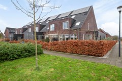 Verkocht onder voorbehoud: Hoek-rug-aan-rugwoning op royaal perceel! 