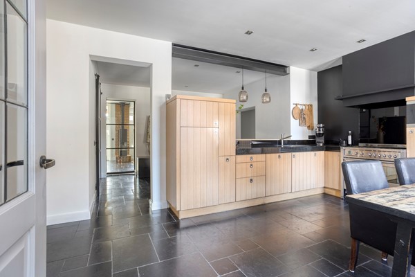 Medium property photo - Dorpsstraat 142, 3925 KE Scherpenzeel