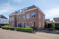 Te koop: Uitgebouwd en leuk gelegen 2/1 kap woning! 