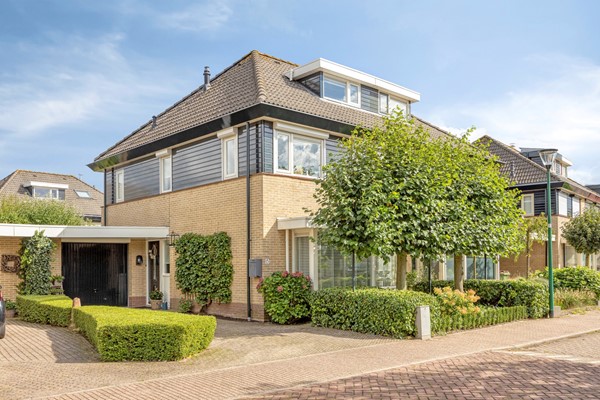 Ruime en goed onderhouden 2/1 kapwoning!