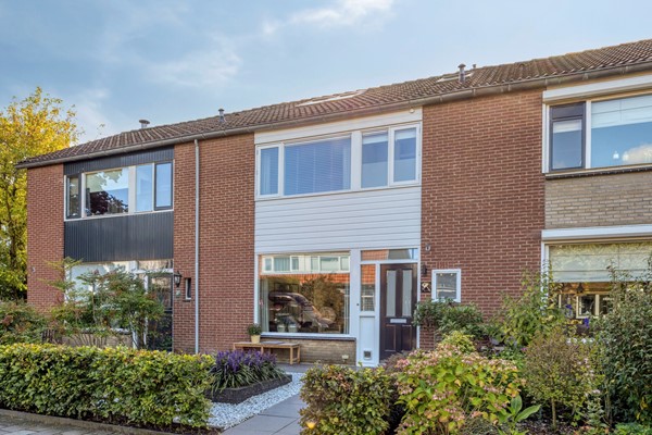 Centraal wonen met vier slaapkamers!