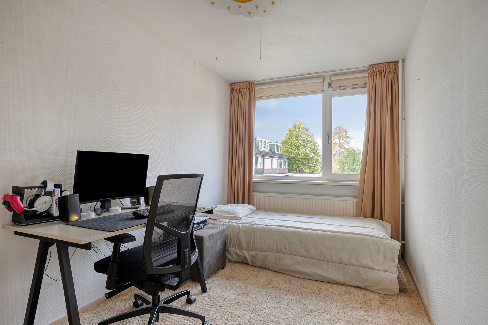 Tussenwoning te koop: van Goghlaan 7, Scherpenzeel