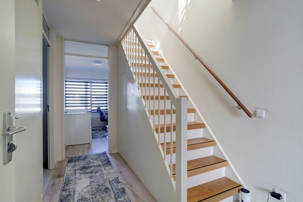 Medium property photo - Hobbemastraat 242A, 2526 JV Den Haag