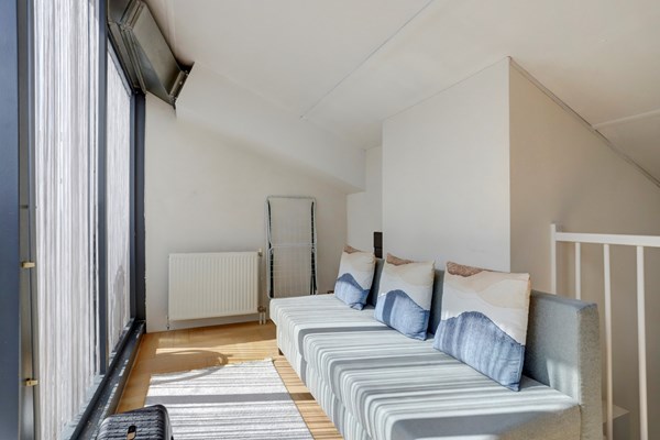 Medium property photo - Hobbemastraat 242A, 2526 JV Den Haag