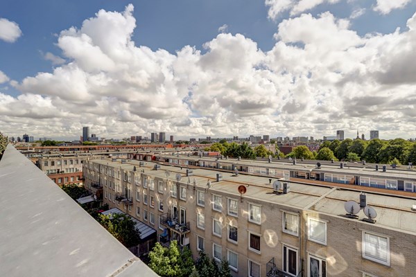 Medium property photo - Hobbemastraat 242A, 2526 JV Den Haag